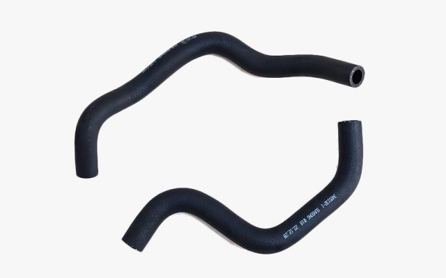 發(fā)動機(jī)燃油回油管